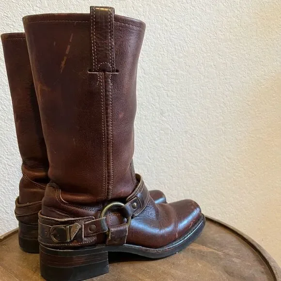 FRYE Harness Brown Leather Belted Square Toe Riding Boots Women's Size 6 - Picture 7 of 16